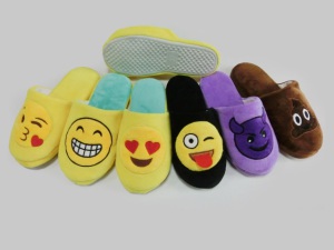 2017 New Popular Emoji Indoor TPR Slipper