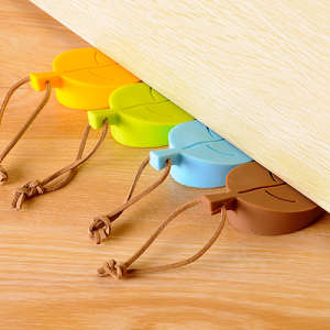 Promotional Creative Leaf Shape Baby Hand Protection Silicone Door Stopper with Hang Rope